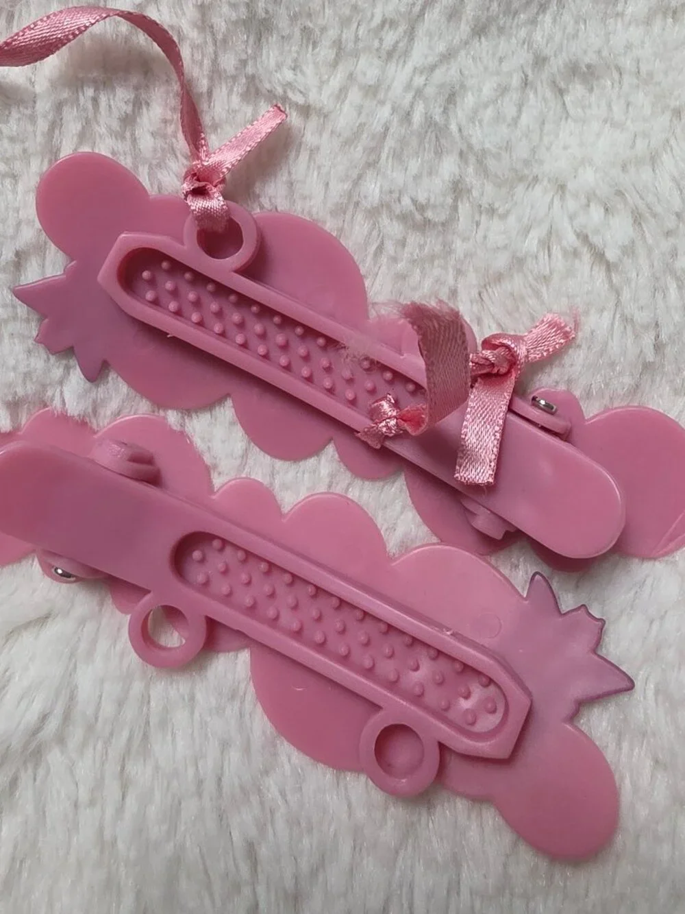Vintage 2006 Bratz Kidz Box Handle Hair Clips Barrettes Pair MGA